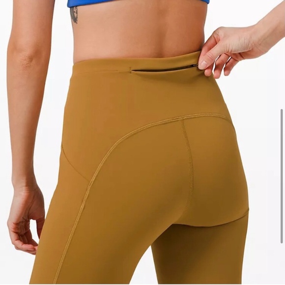 NWT Lululemon Swift Speed High Rise Tight - Picture 4 of 5